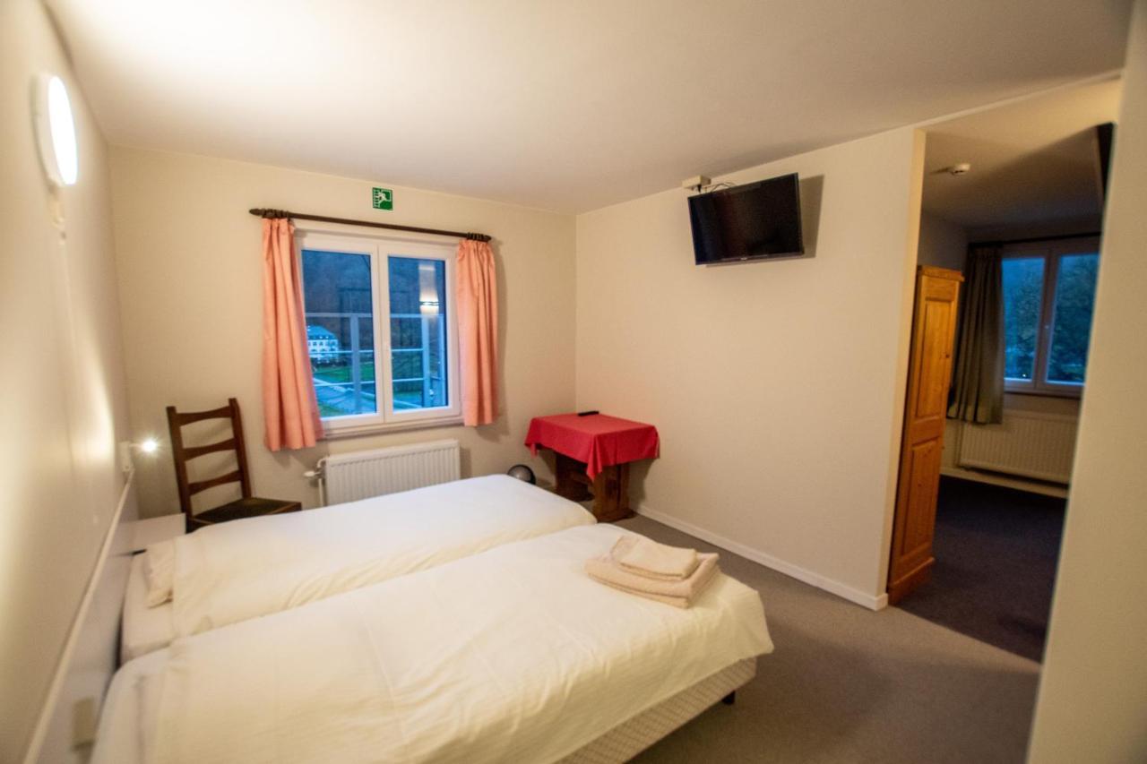 Auberge Le Vieux Moulin Poupehan Kültér fotó