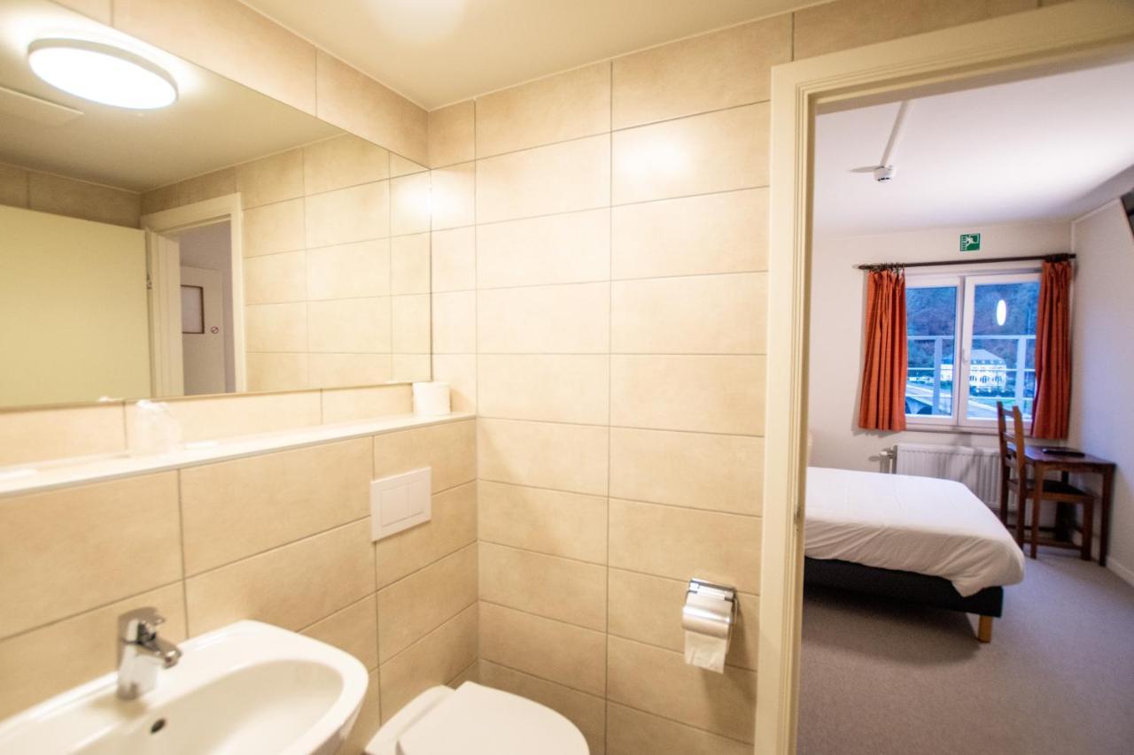 Auberge Le Vieux Moulin Poupehan Kültér fotó
