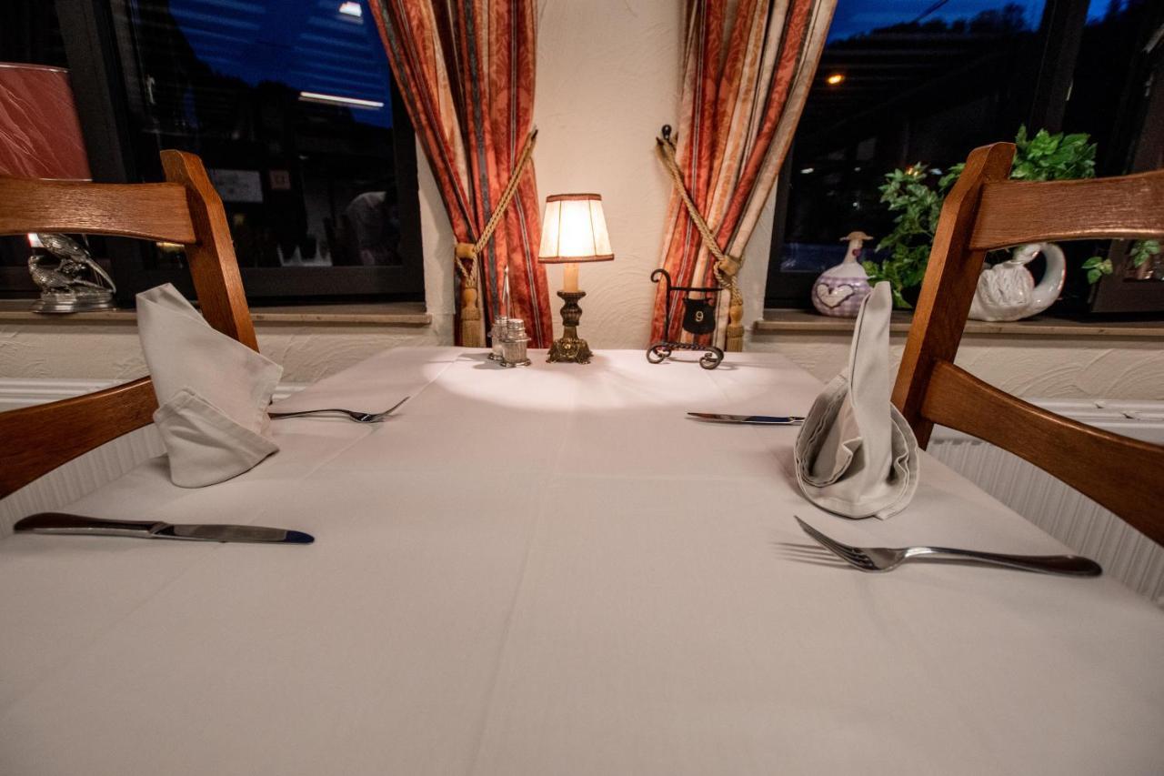 Auberge Le Vieux Moulin Poupehan Kültér fotó