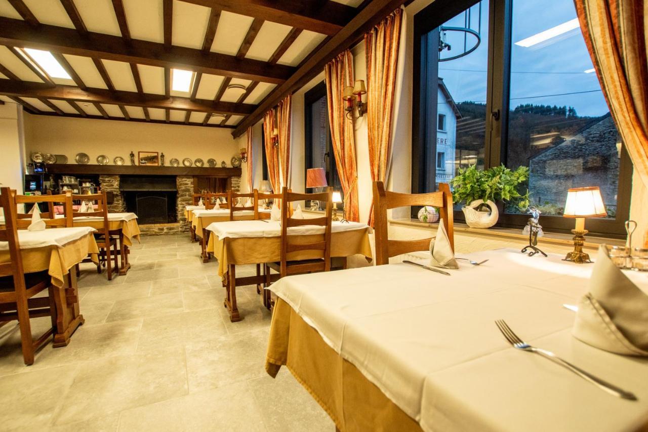 Auberge Le Vieux Moulin Poupehan Kültér fotó